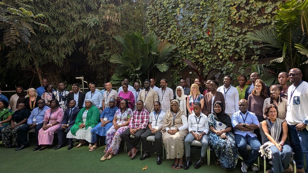 Photo de groupe des participants à la session d'apprentissage du programme Paix Transformative en Afrique à Nairobi.